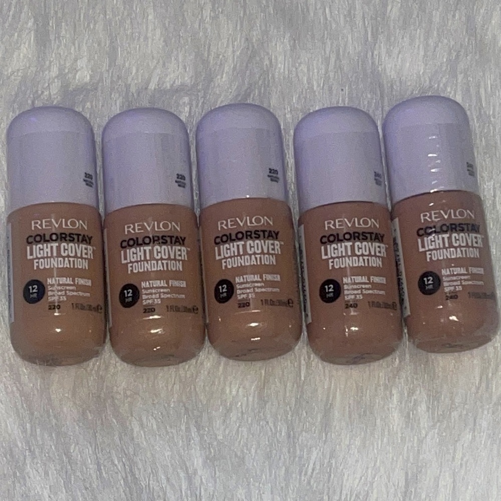 REVLON COLOR-STAY LIGHT COVER FOUNDATION-NATURAL FINISH
Spectrum SPF 35
220-240